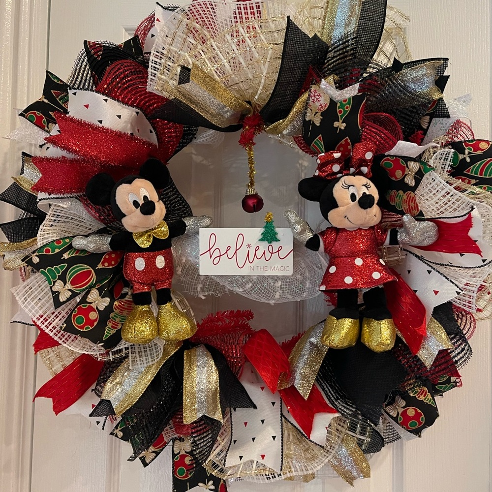 Christmas “Minnie & Mickey Mouse” Christmas door wreath Christmas decor,